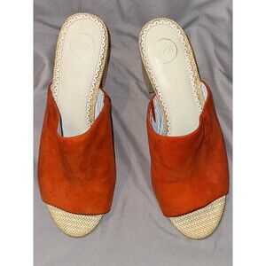 1901 Orange Mules